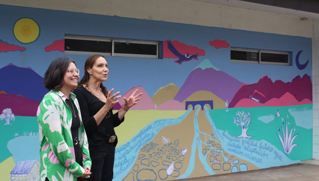 “Soñar el agua” y “Agua por turnos”: décimas, cuecas y un mural junto a la comunidad del Valle de Aconcagua